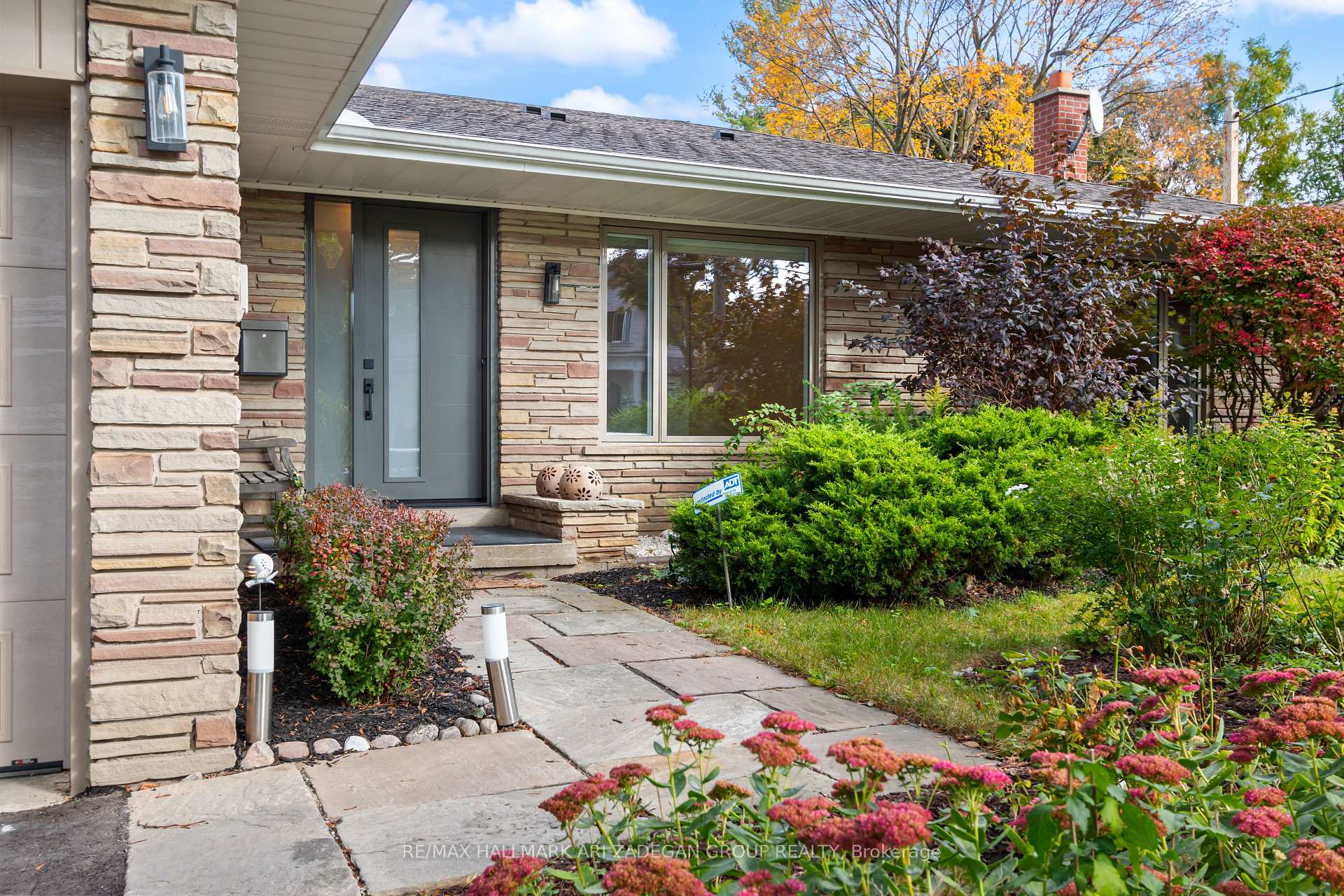 195 Burbank Drive, Toronto