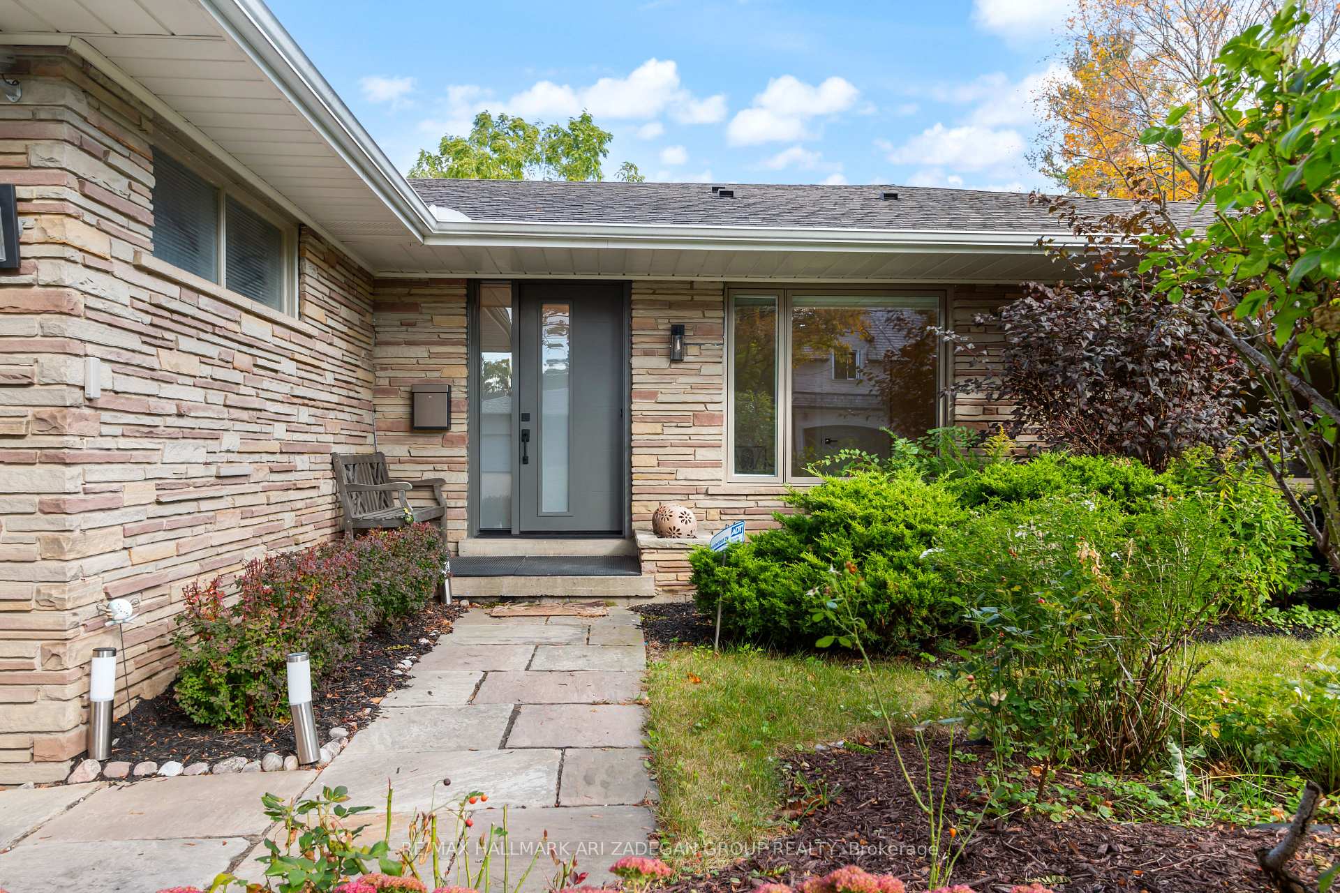 195 Burbank Drive, Toronto