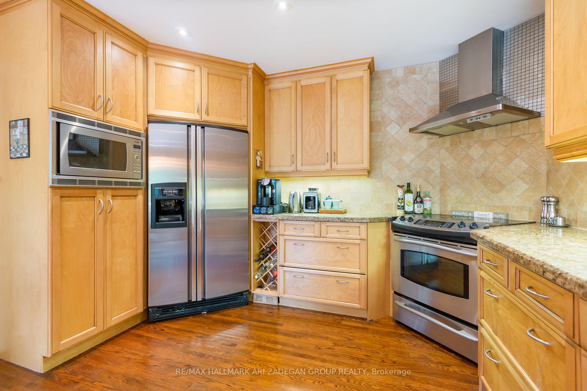 195 Burbank Drive, Toronto