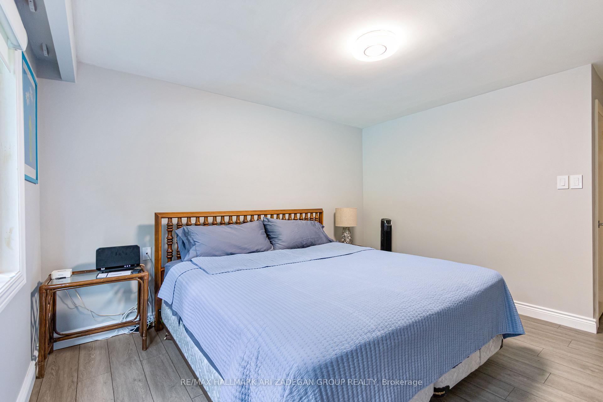 195 Burbank Drive, Toronto