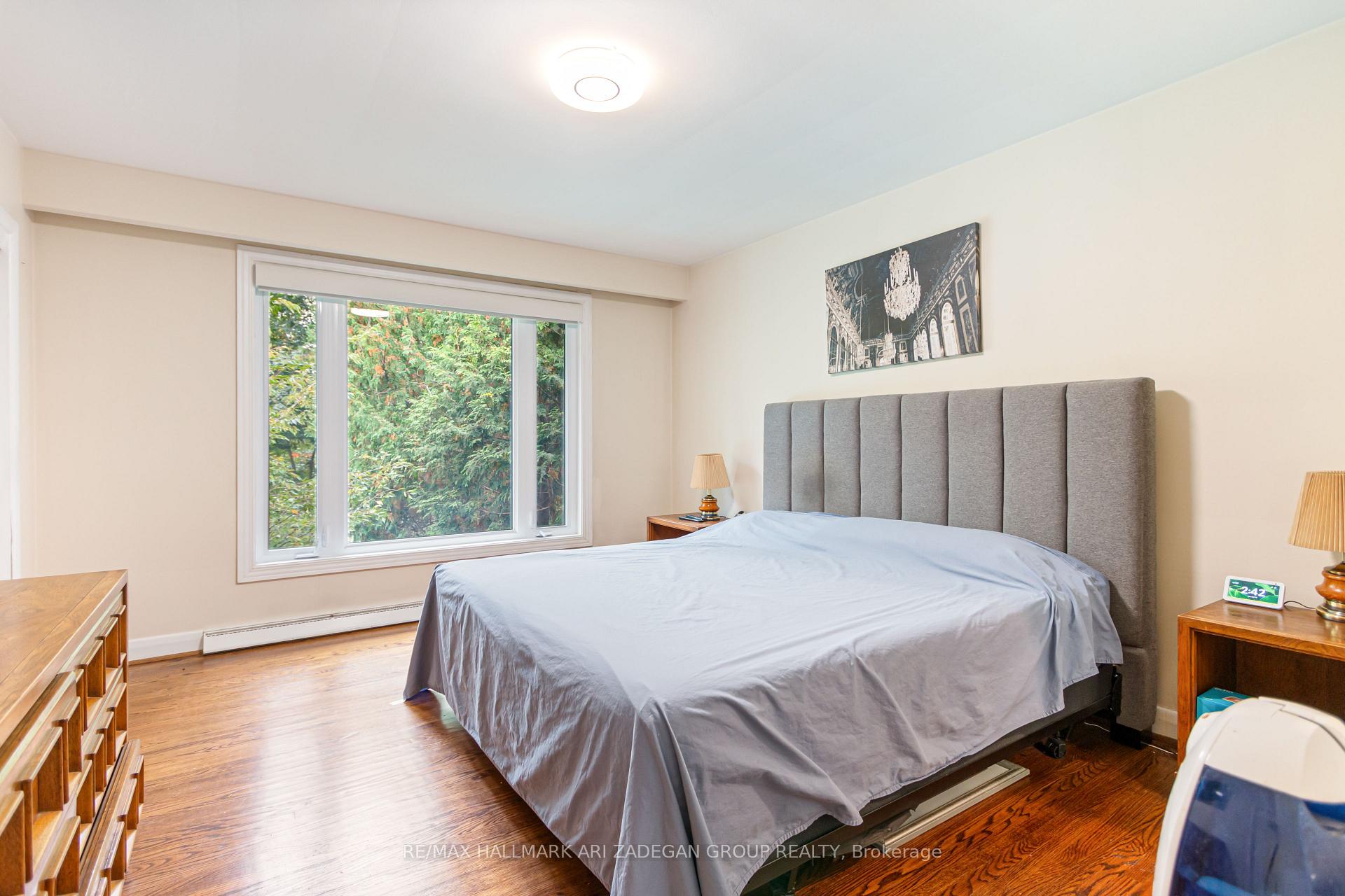 195 Burbank Drive, Toronto