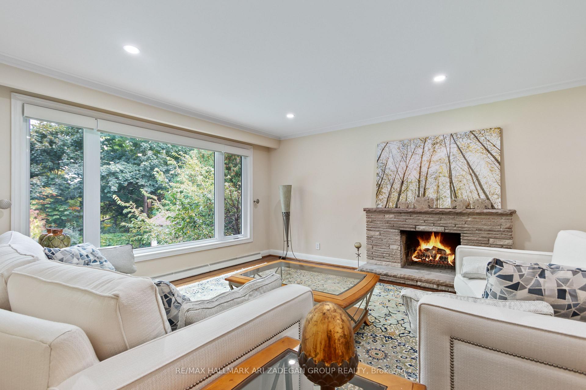 195 Burbank Drive, Toronto