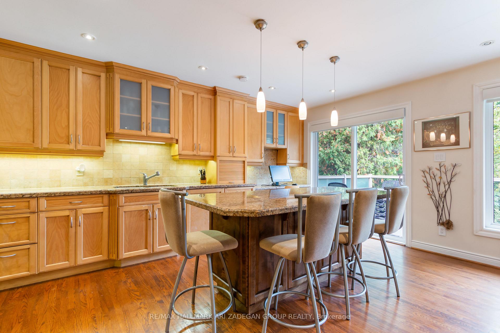 195 Burbank Drive, Toronto