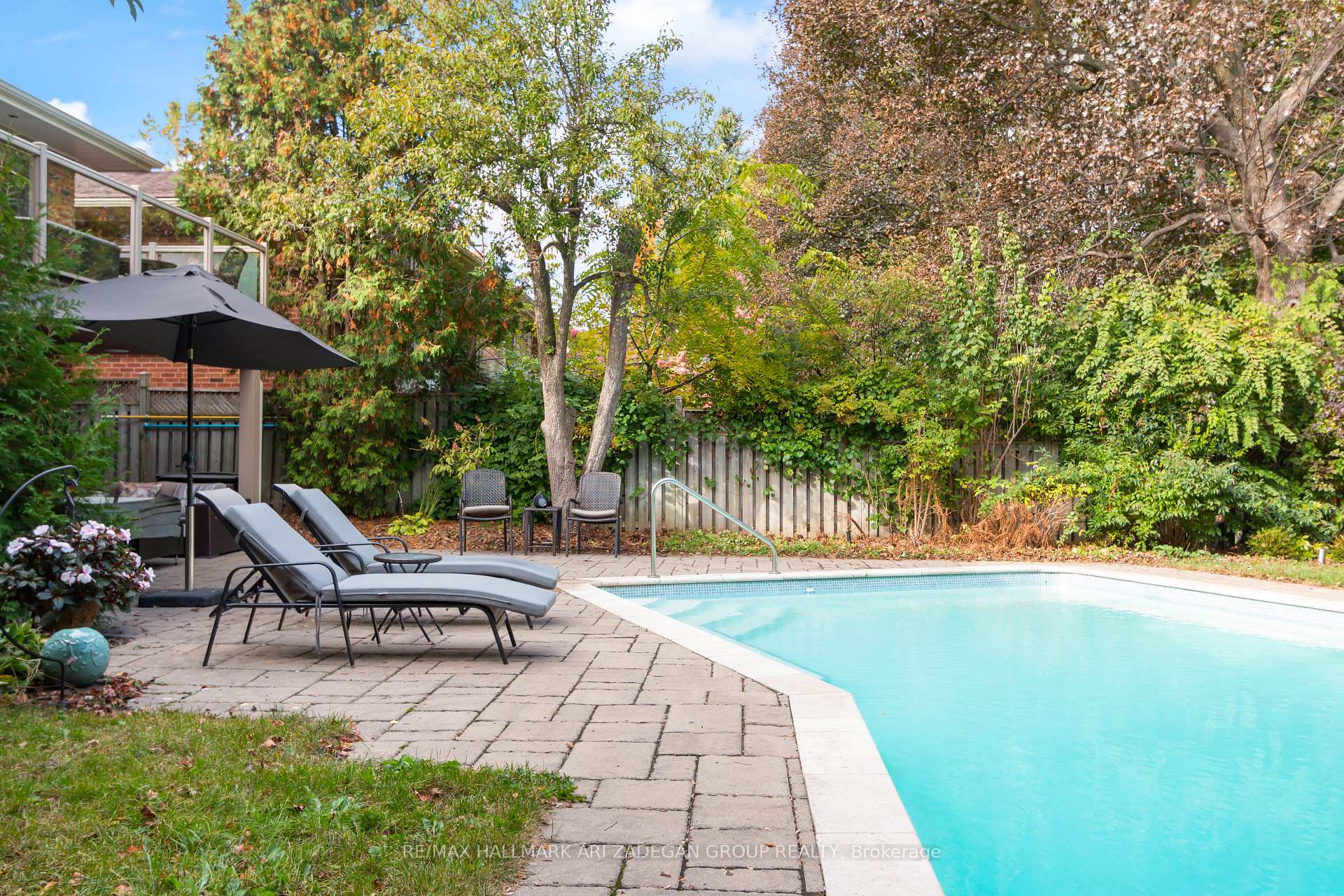 195 Burbank Drive, Toronto