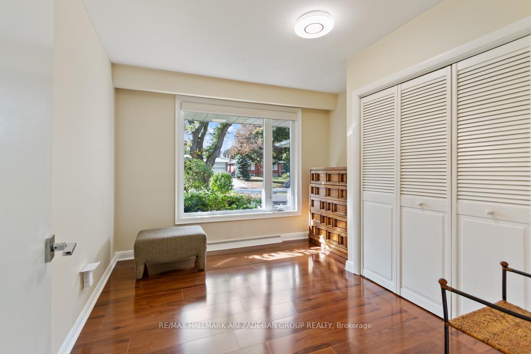195 Burbank Drive, Toronto