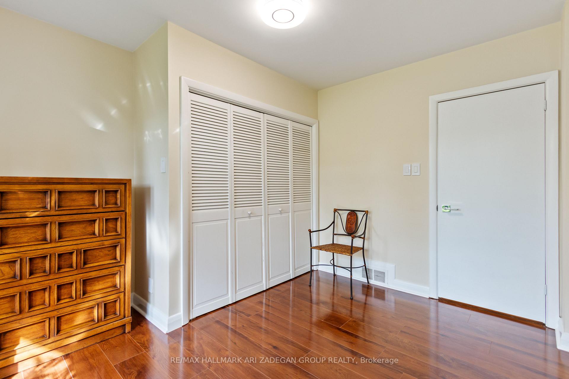 195 Burbank Drive, Toronto