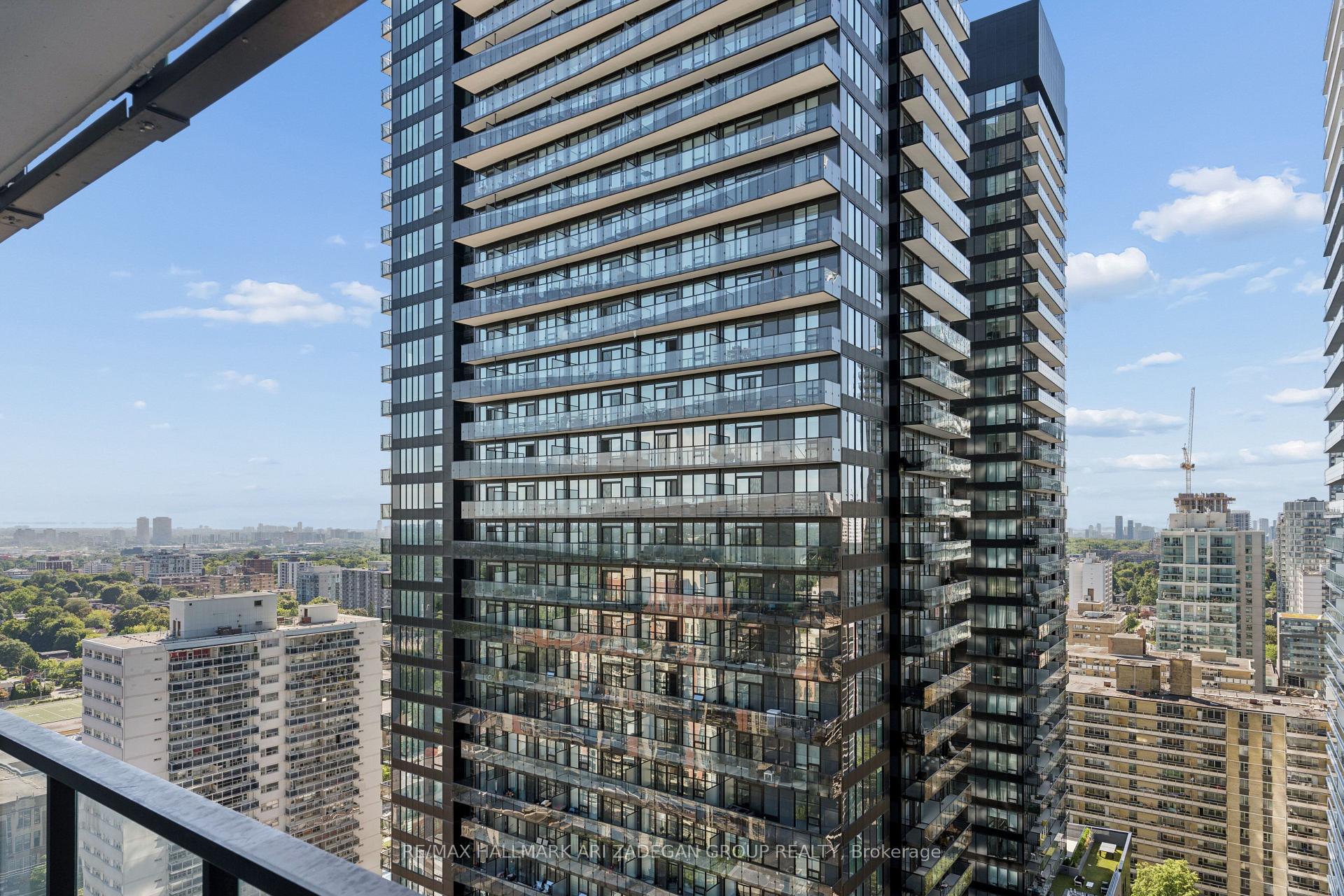 110 Broadway Avenue 2102, Toronto Unit: 2102