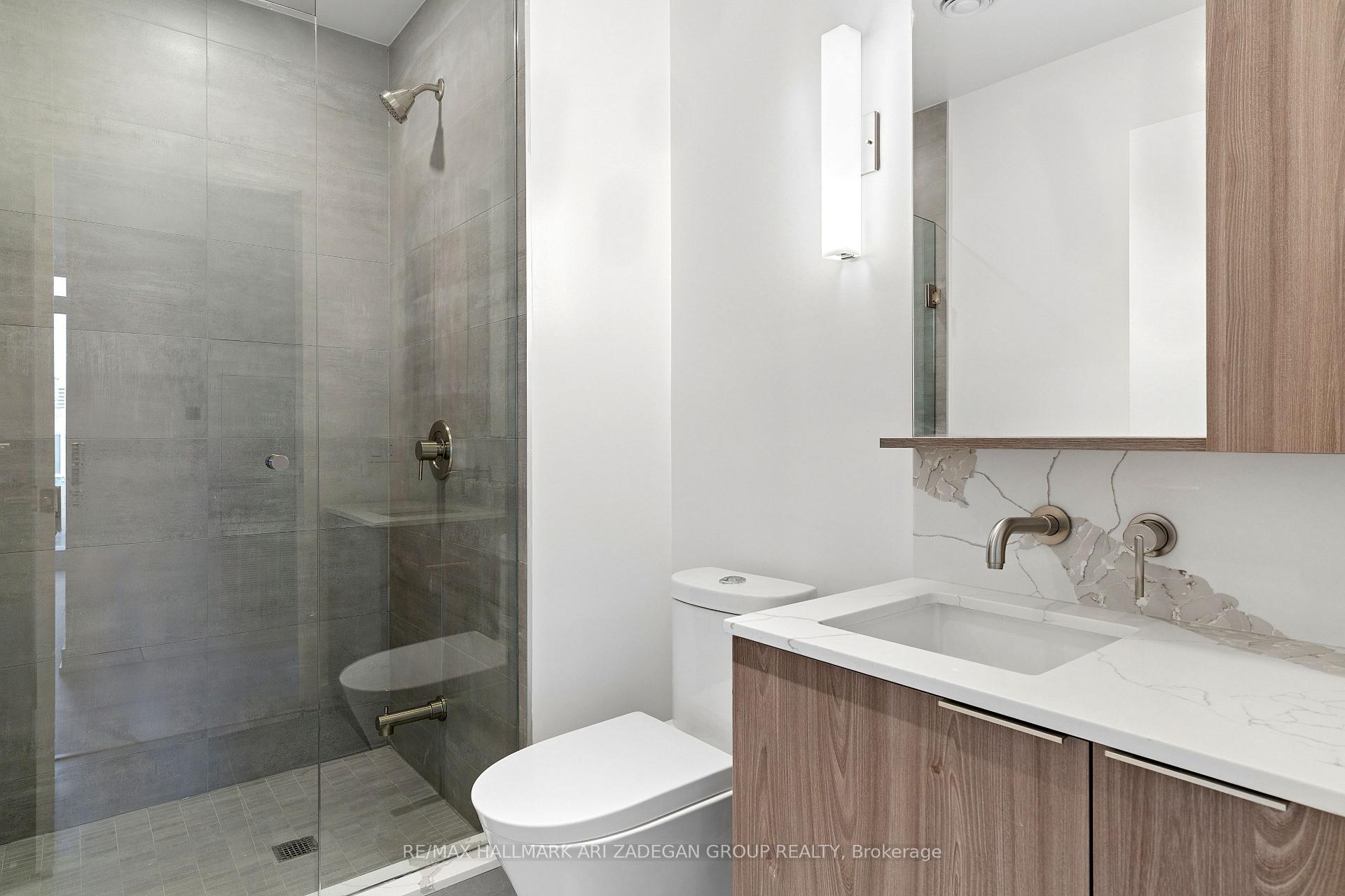 110 Broadway Avenue 2102, Toronto Unit: 2102