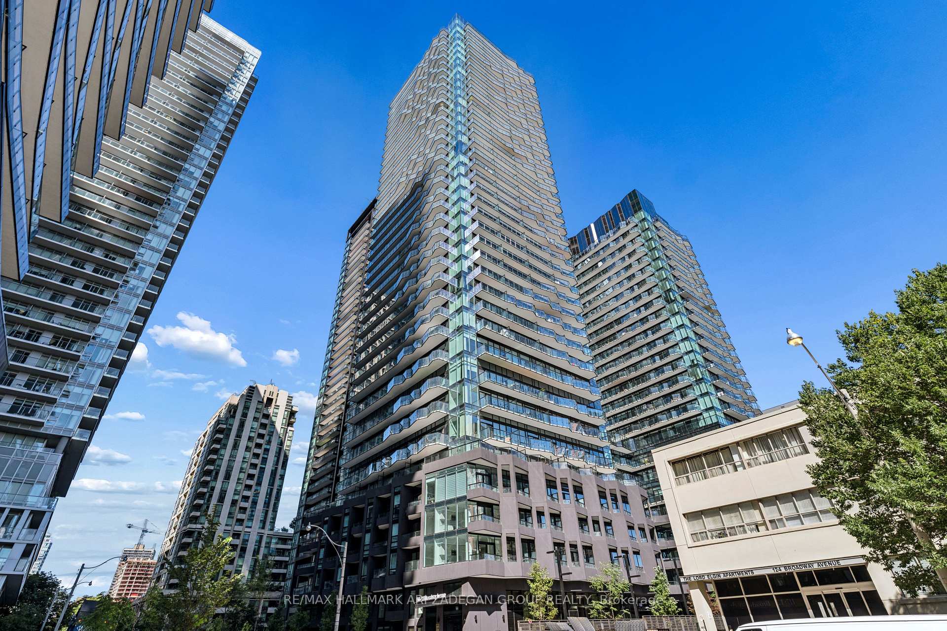 110 Broadway Avenue 2102, Toronto Unit: 2102