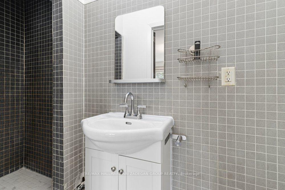 231 Goulding Avenue Main Fl, Toronto Unit: Main Fl