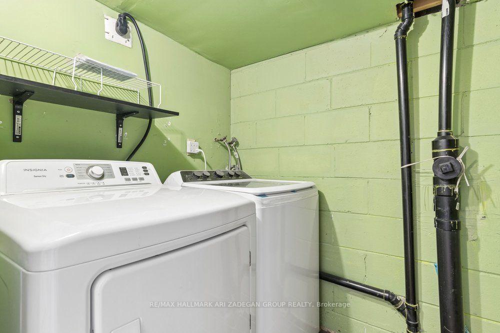 231 Goulding Avenue Lower Fl, Toronto Unit: Lower Fl