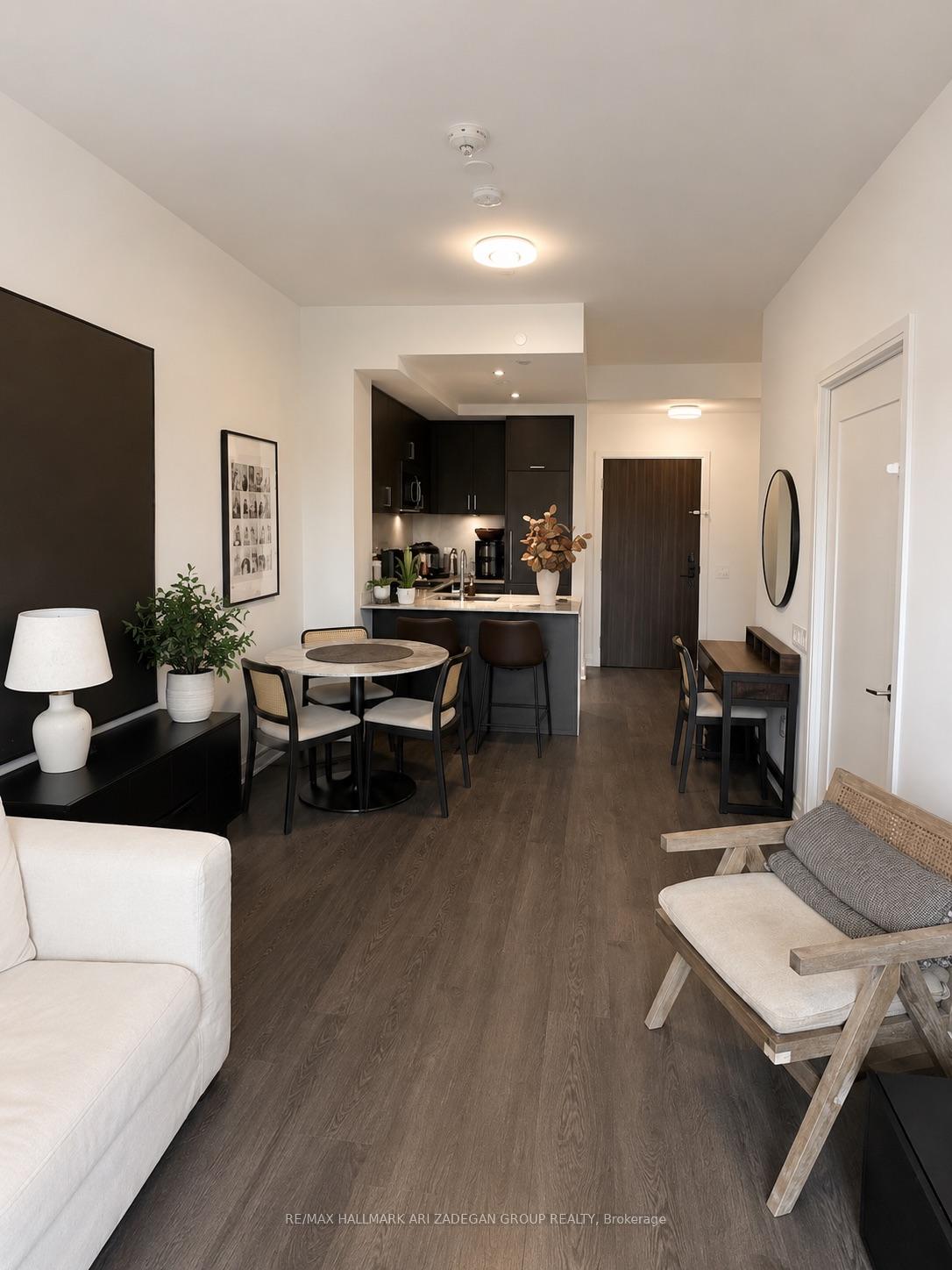 280 Howland Avenue N 419, Toronto Unit: 419