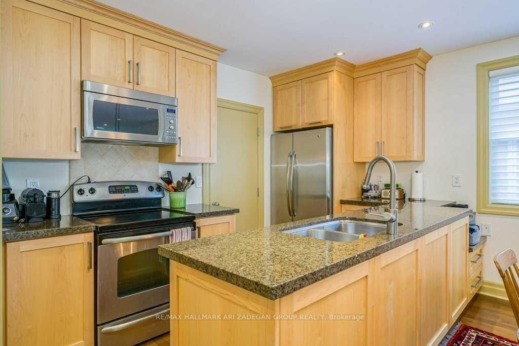 23 Preston Place A, Toronto Unit: A