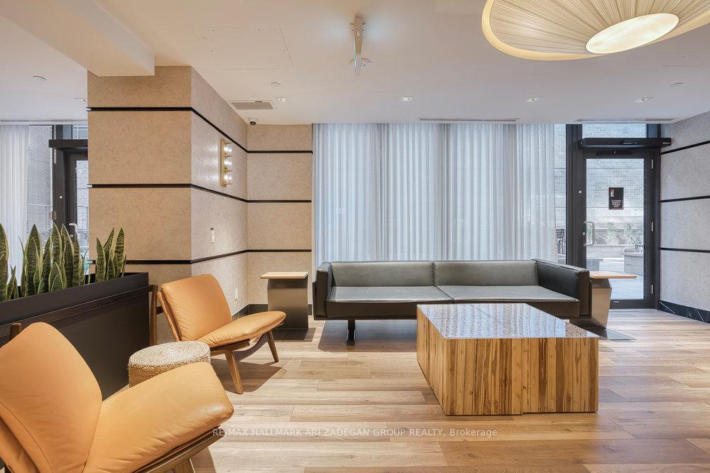 327 King Street W 4003, Toronto Unit: 4003
