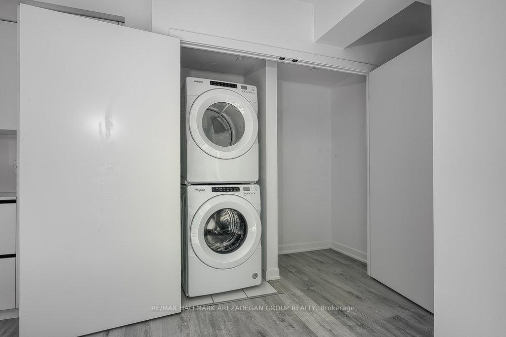 327 King Street W 4003, Toronto Unit: 4003