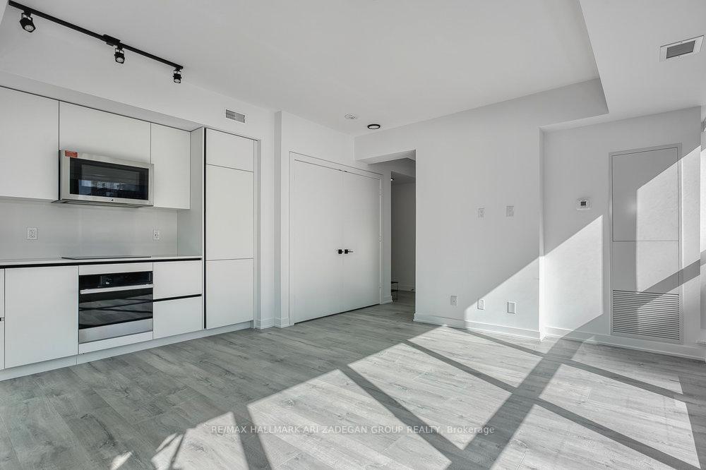 327 King Street W 4003, Toronto Unit: 4003