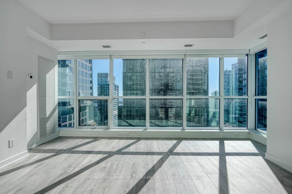 327 King Street W 4003, Toronto Unit: 4003