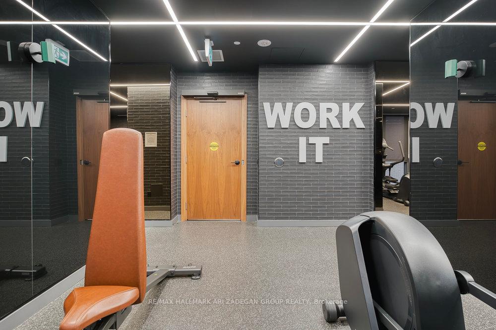 327 King Street W 4003, Toronto Unit: 4003