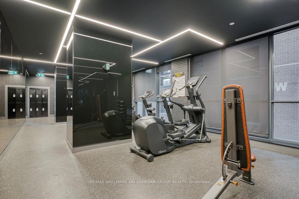 327 King Street W 4003, Toronto Unit: 4003