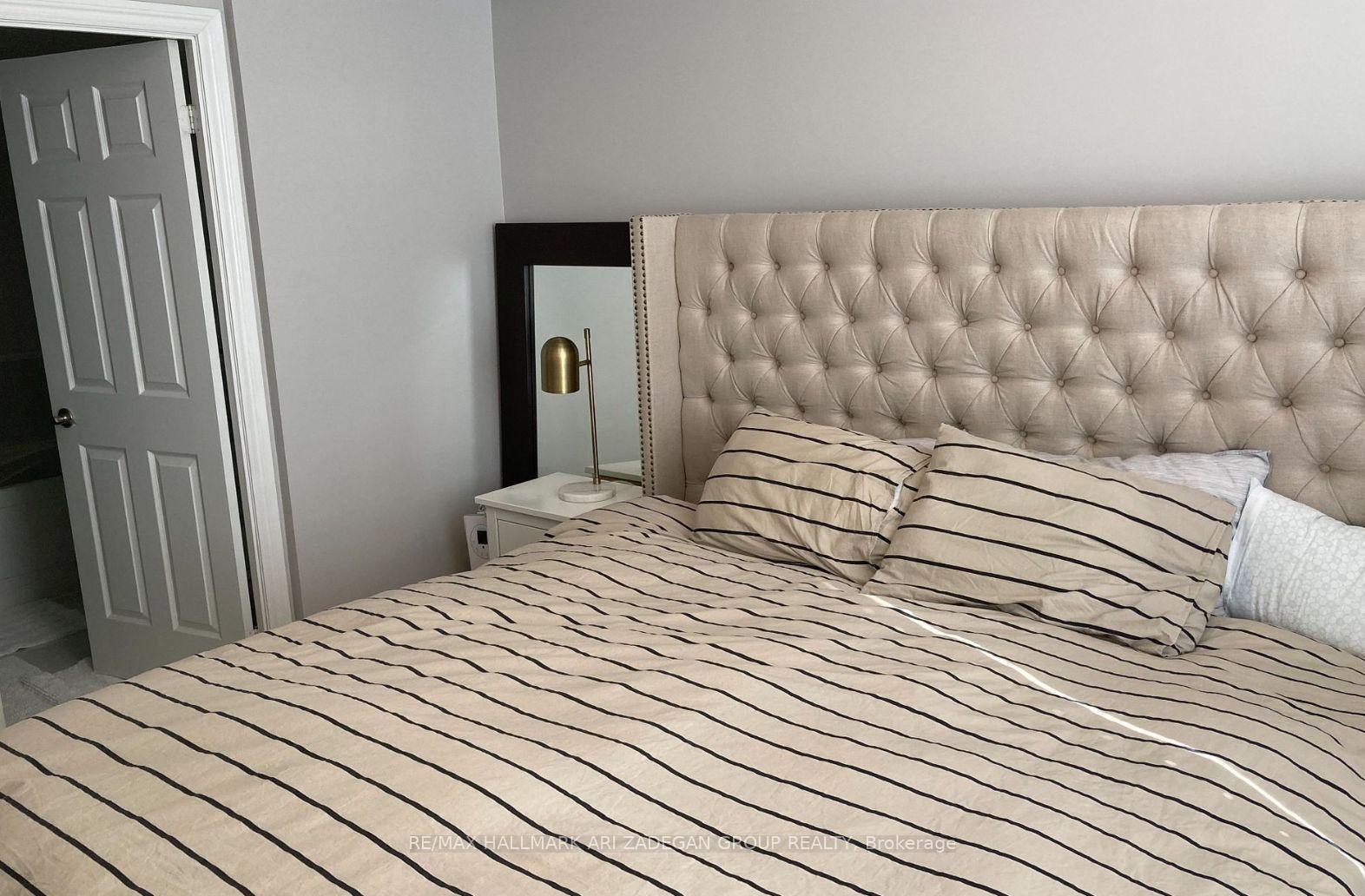 78 Harrison Garden Boulevard 1307, Toronto Unit: 1307