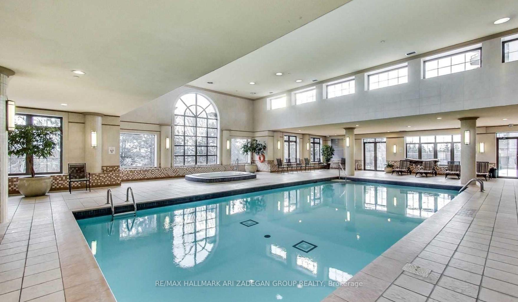 78 Harrison Garden Boulevard 1307, Toronto Unit: 1307