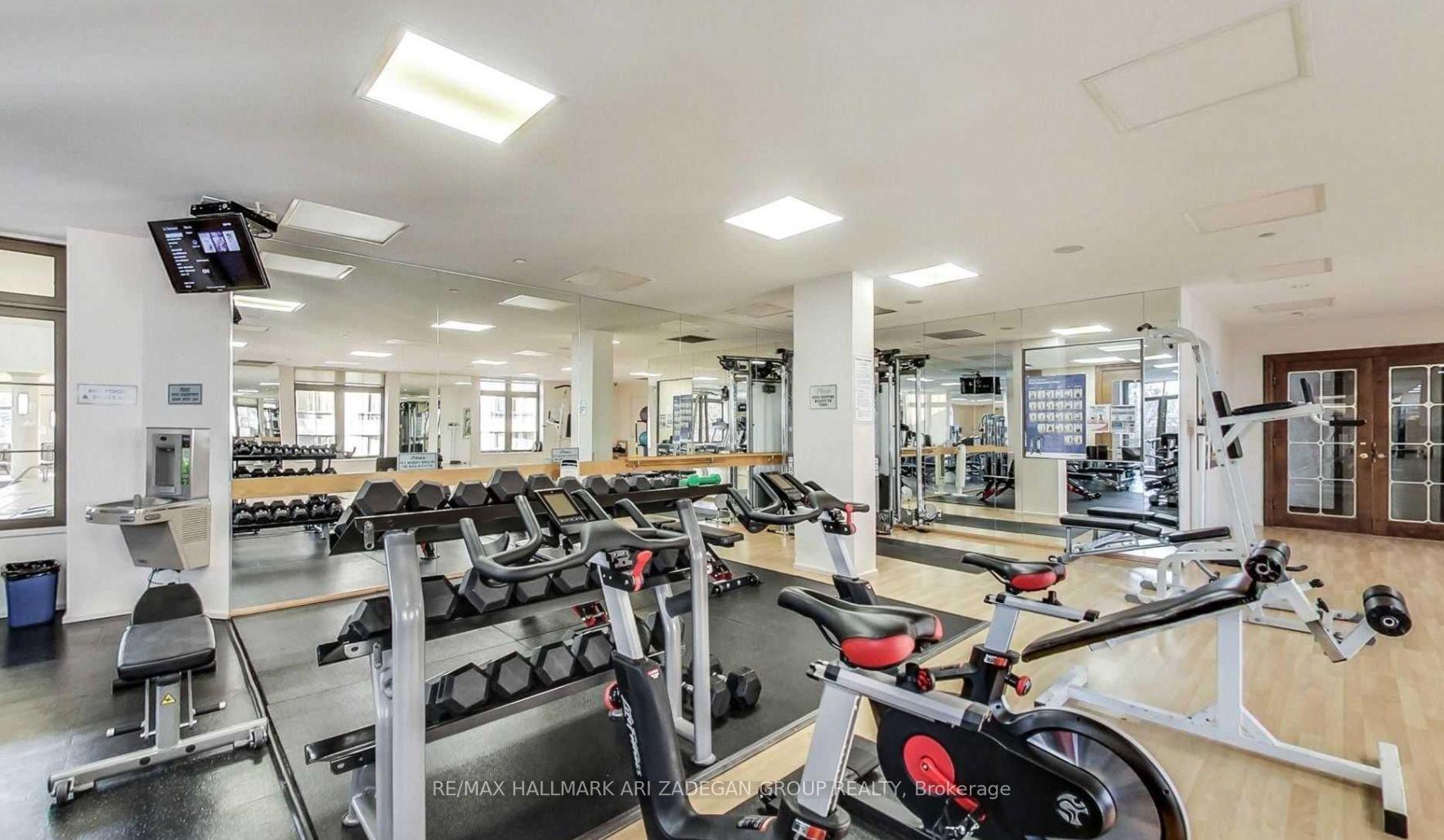 78 Harrison Garden Boulevard 1307, Toronto Unit: 1307