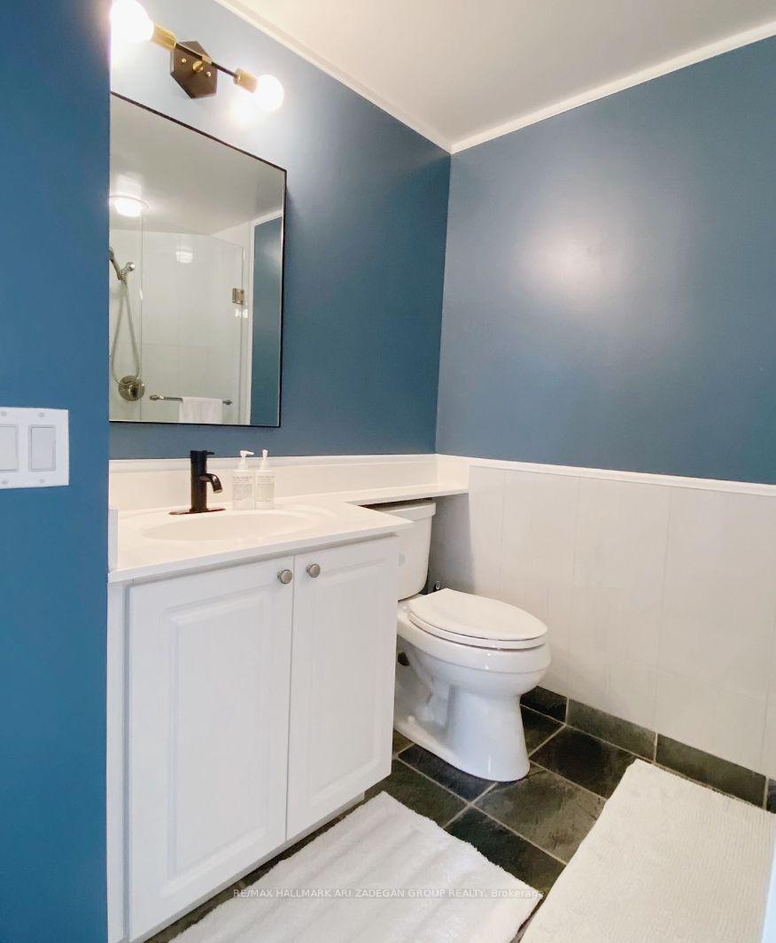 78 Harrison Garden Boulevard 1307, Toronto Unit: 1307