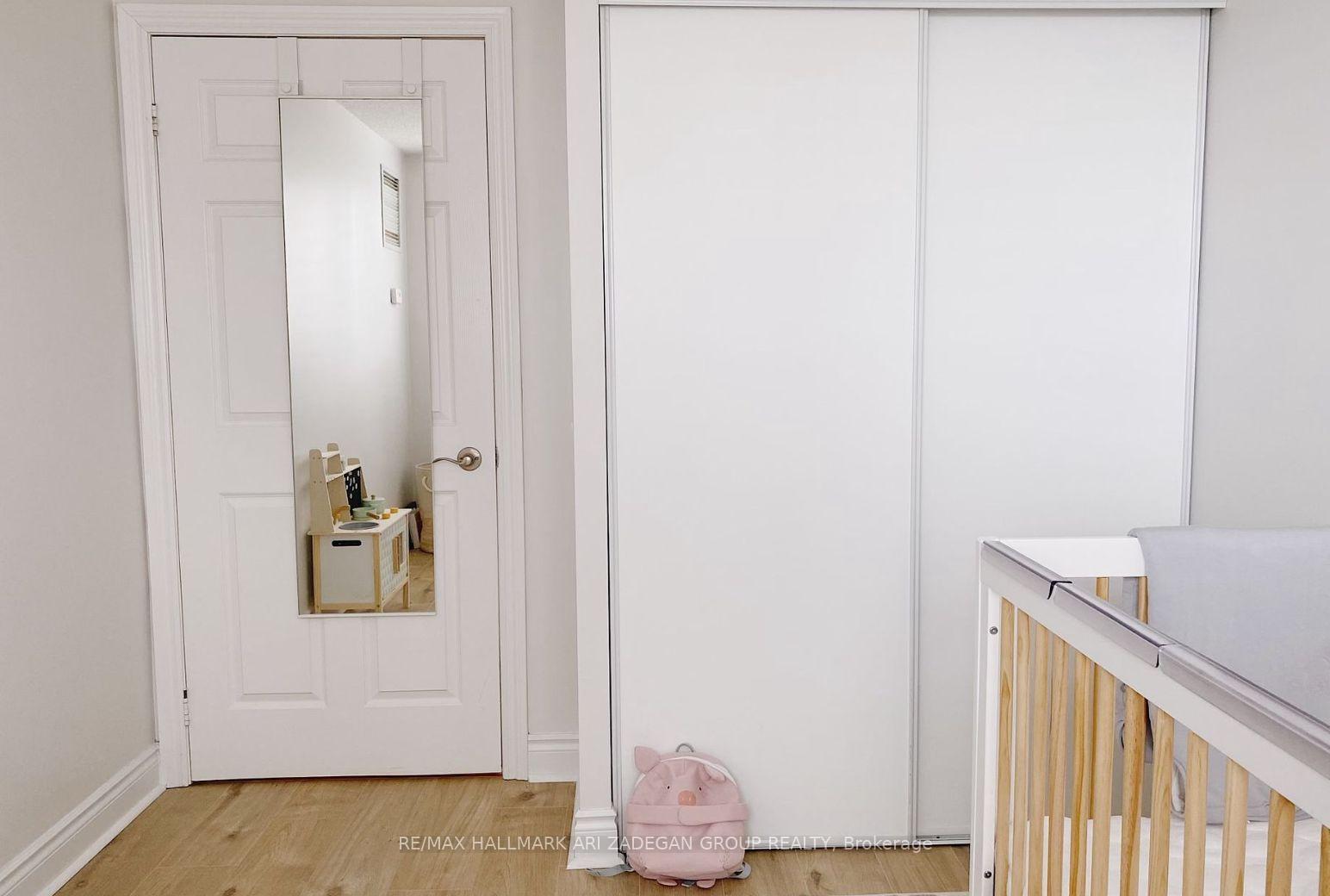 78 Harrison Garden Boulevard 1307, Toronto Unit: 1307