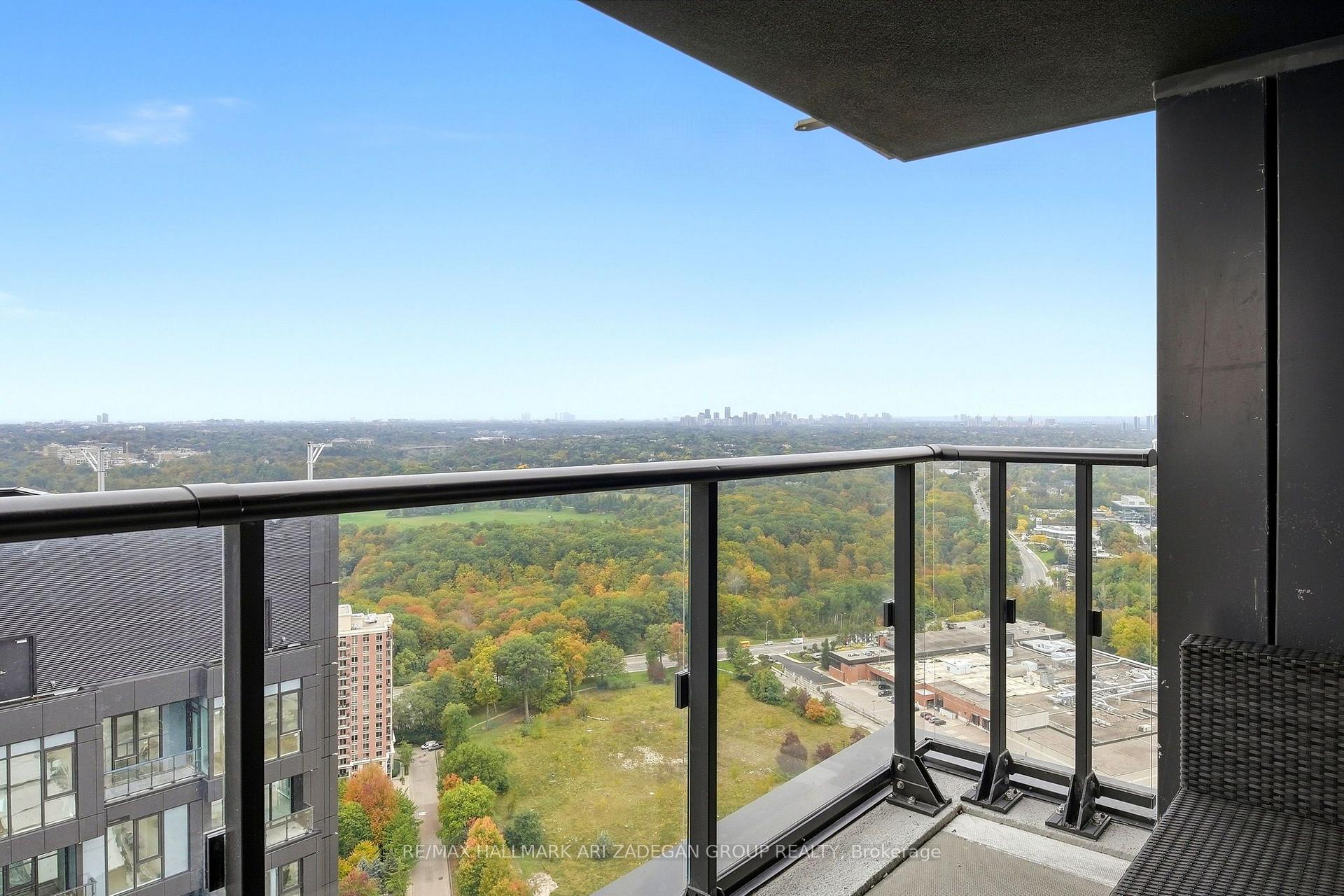 1 Quarrington Lane 3807, Toronto Unit: 3807