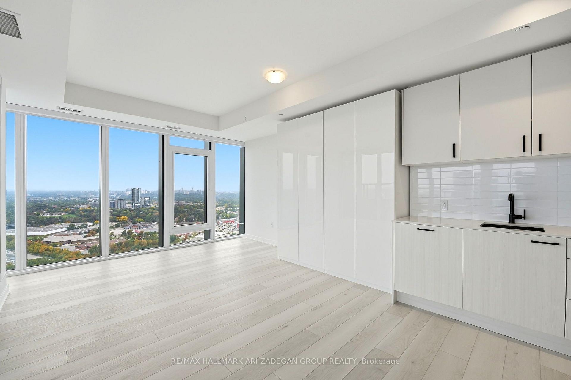 1 Quarrington Lane 3807, Toronto Unit: 3807