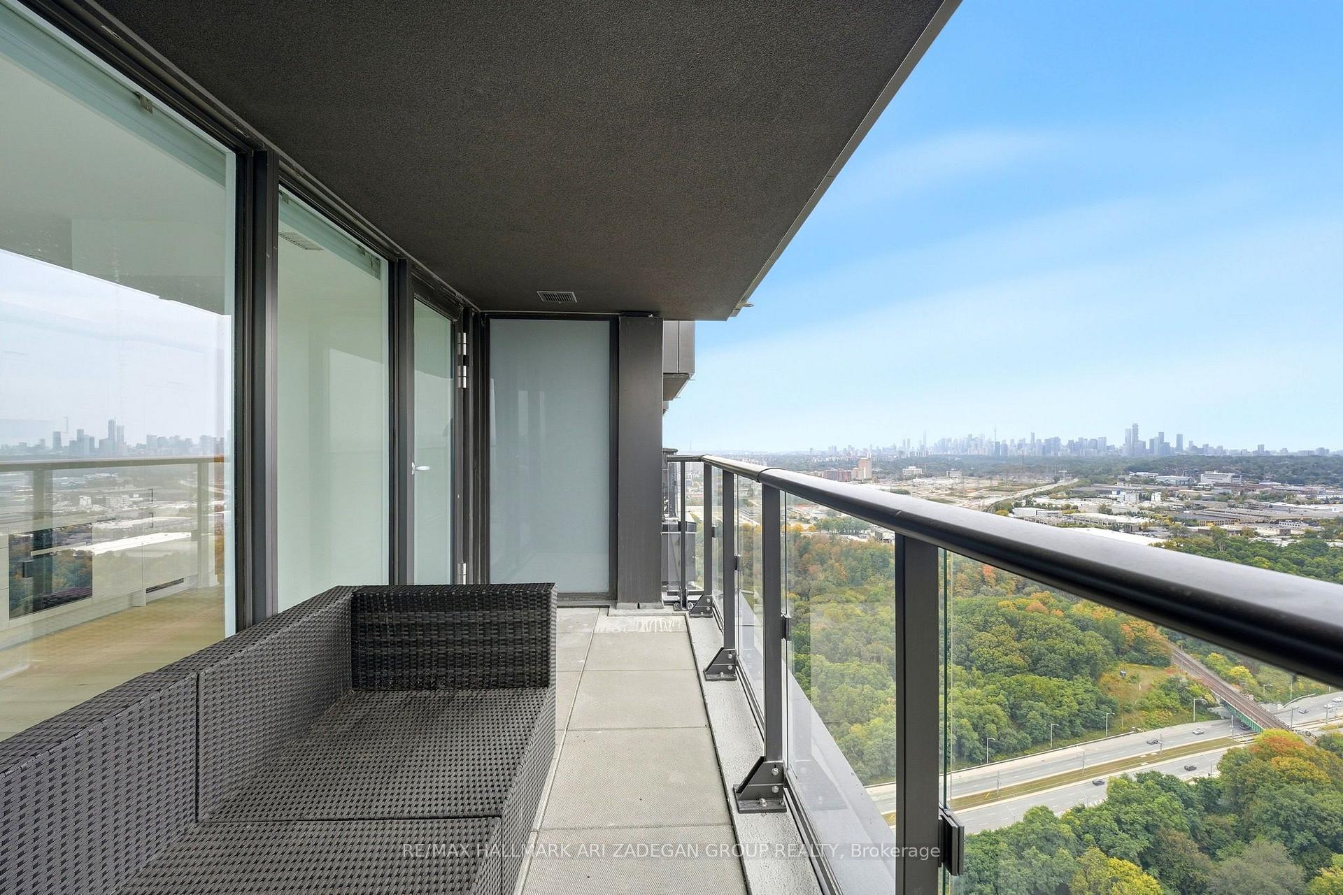 1 Quarrington Lane 3807, Toronto Unit: 3807