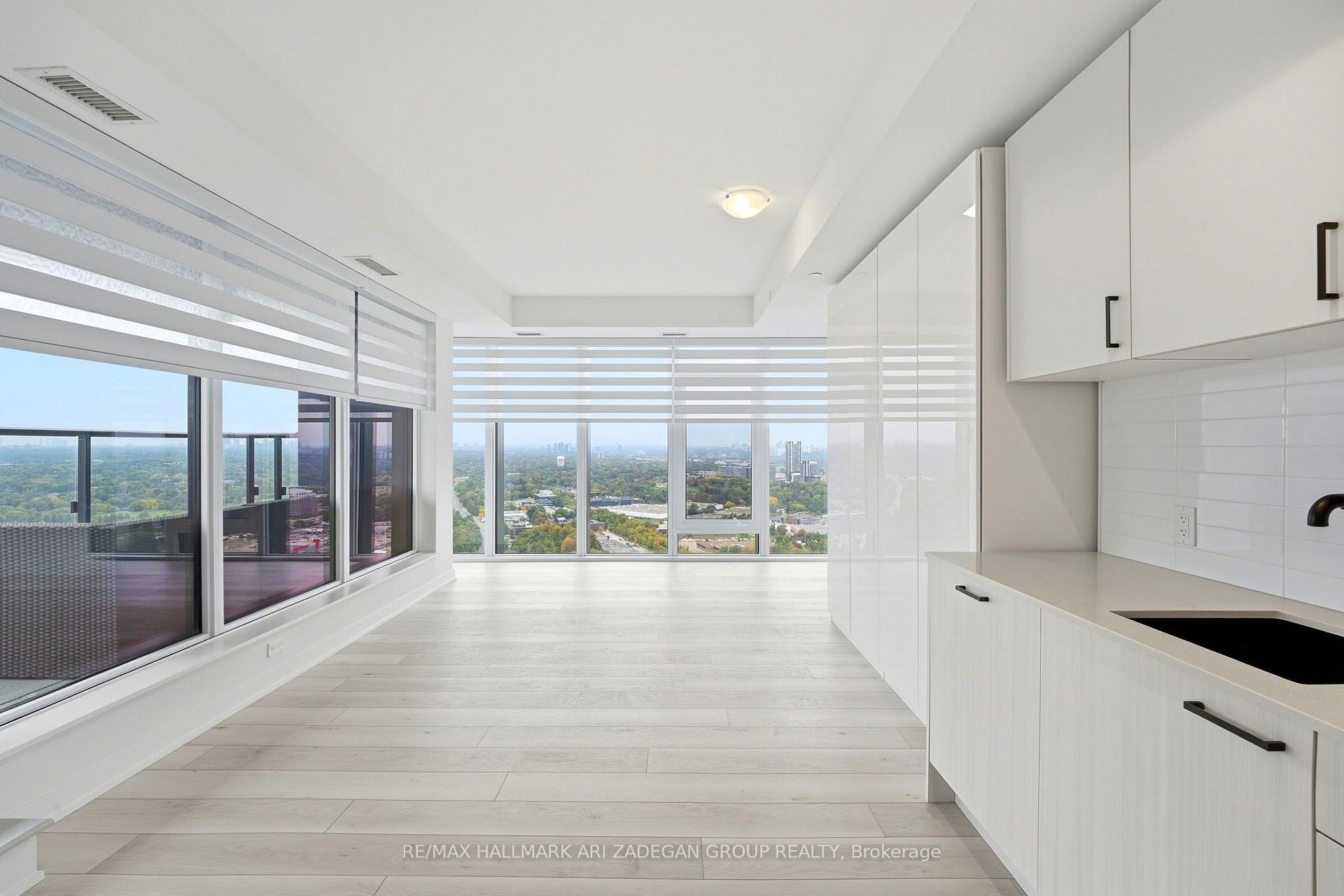 1 Quarrington Lane 3807, Toronto Unit: 3807