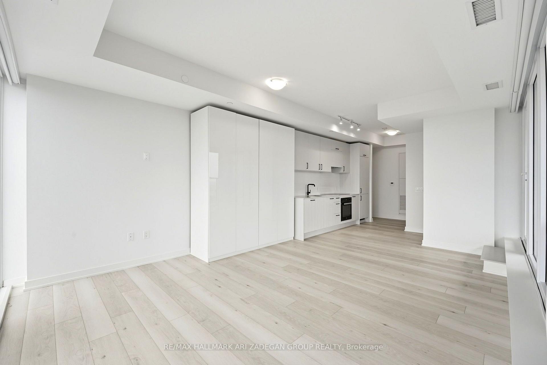 1 Quarrington Lane 3807, Toronto Unit: 3807