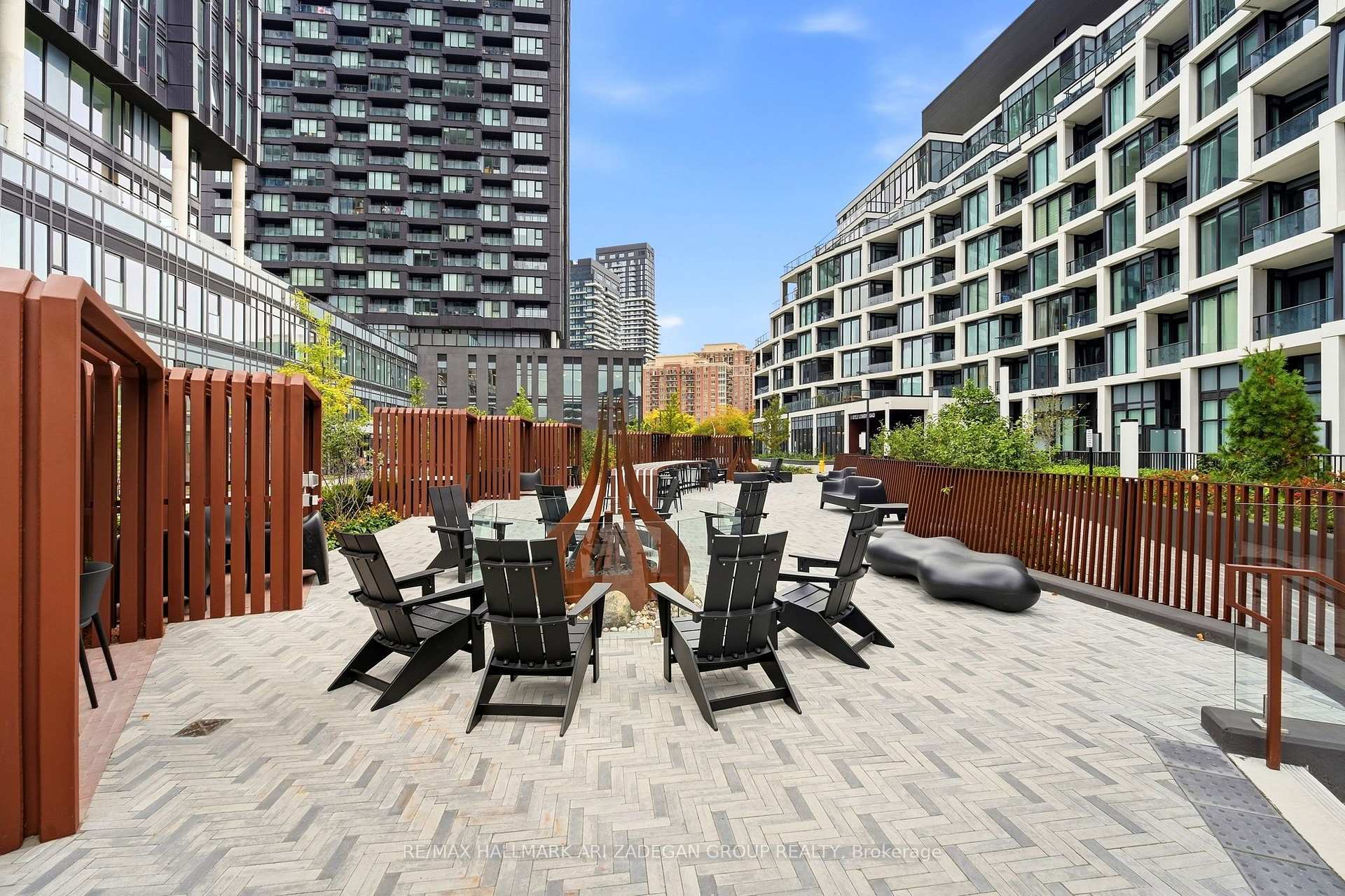 1 Quarrington Lane 3807, Toronto Unit: 3807