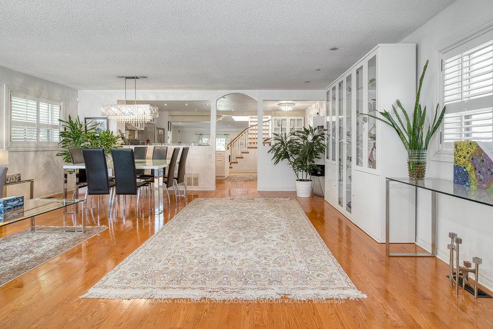 185 Durant Avenue, Toronto E03