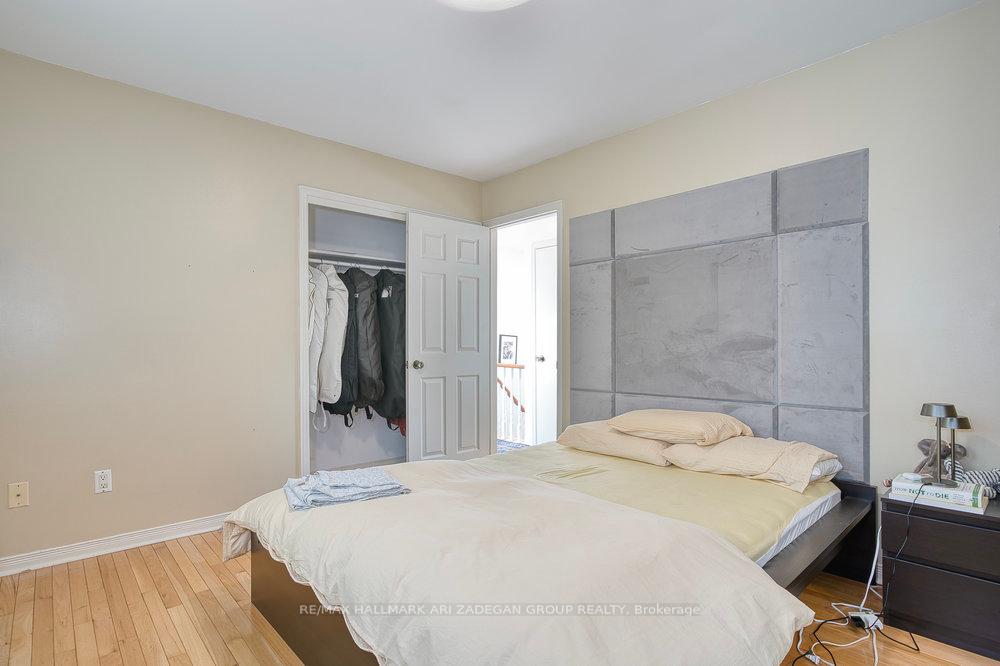 185 Durant Avenue, Toronto E03