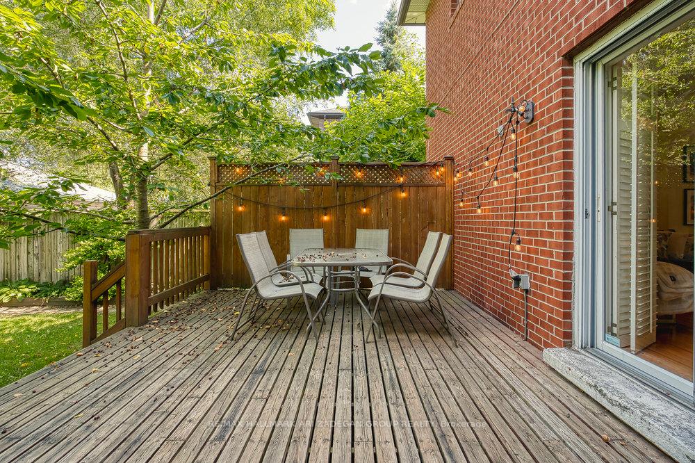 185 Durant Avenue, Toronto E03