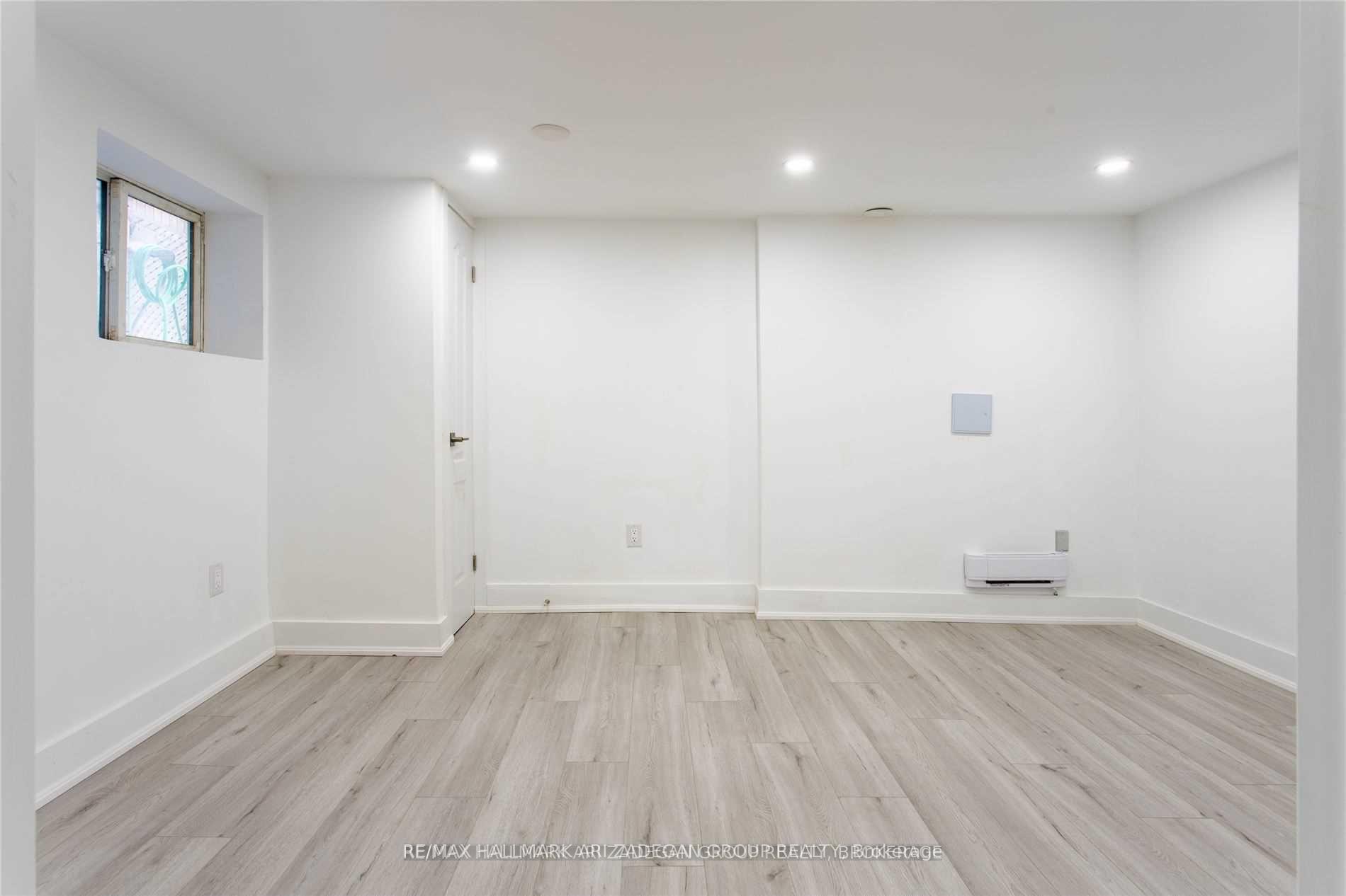 138 Booth Avenue Lowe Fl