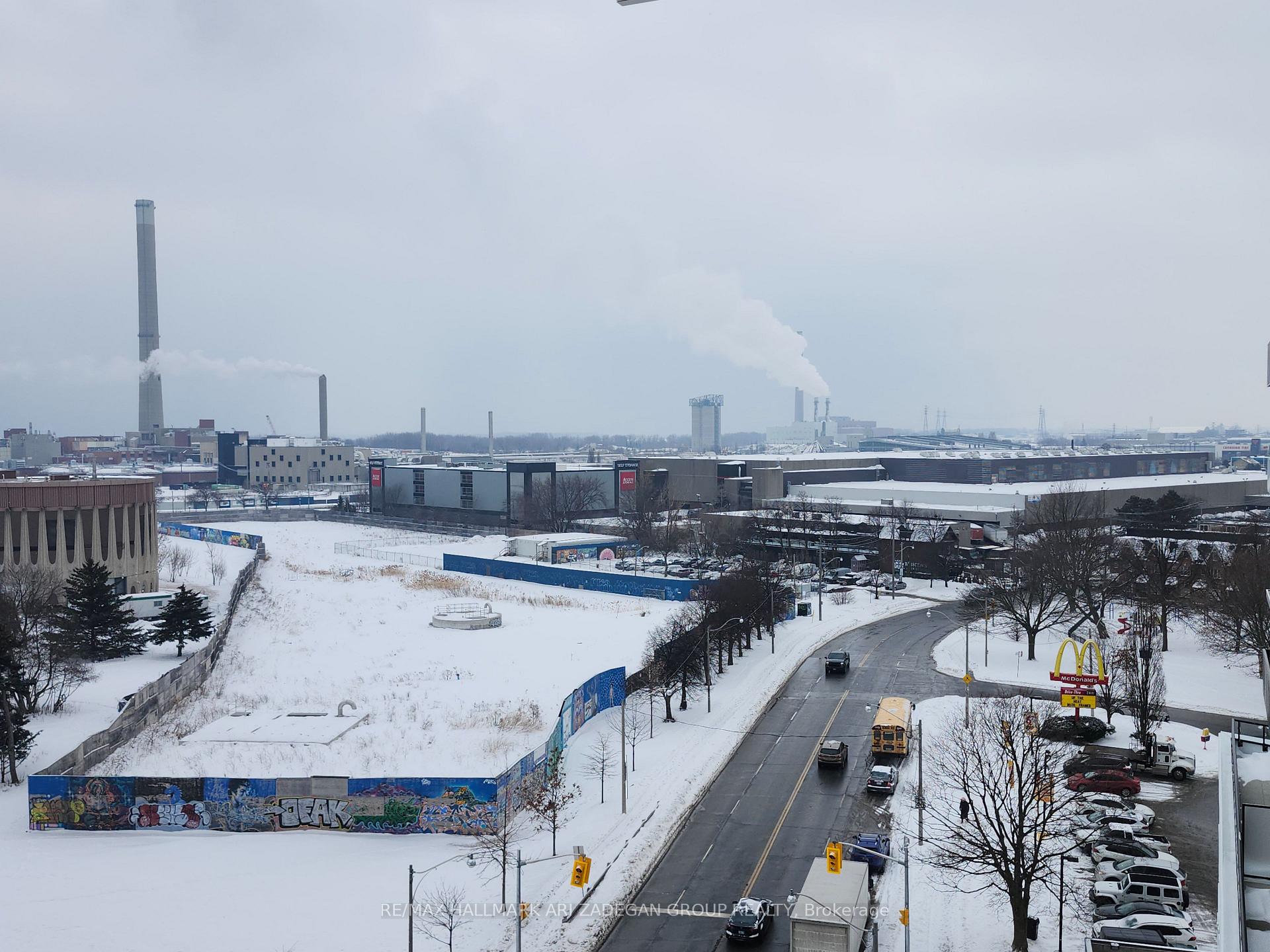 1050 Eastern Avenue S 806