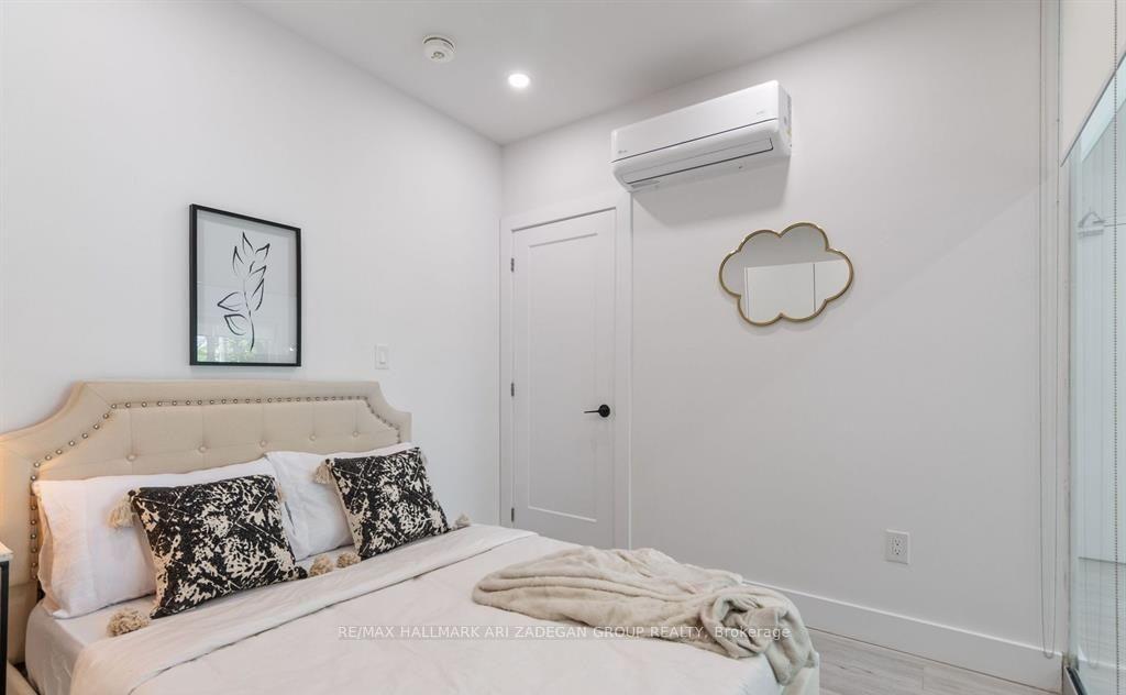 16 Minto Street 2, Toronto Unit: 2