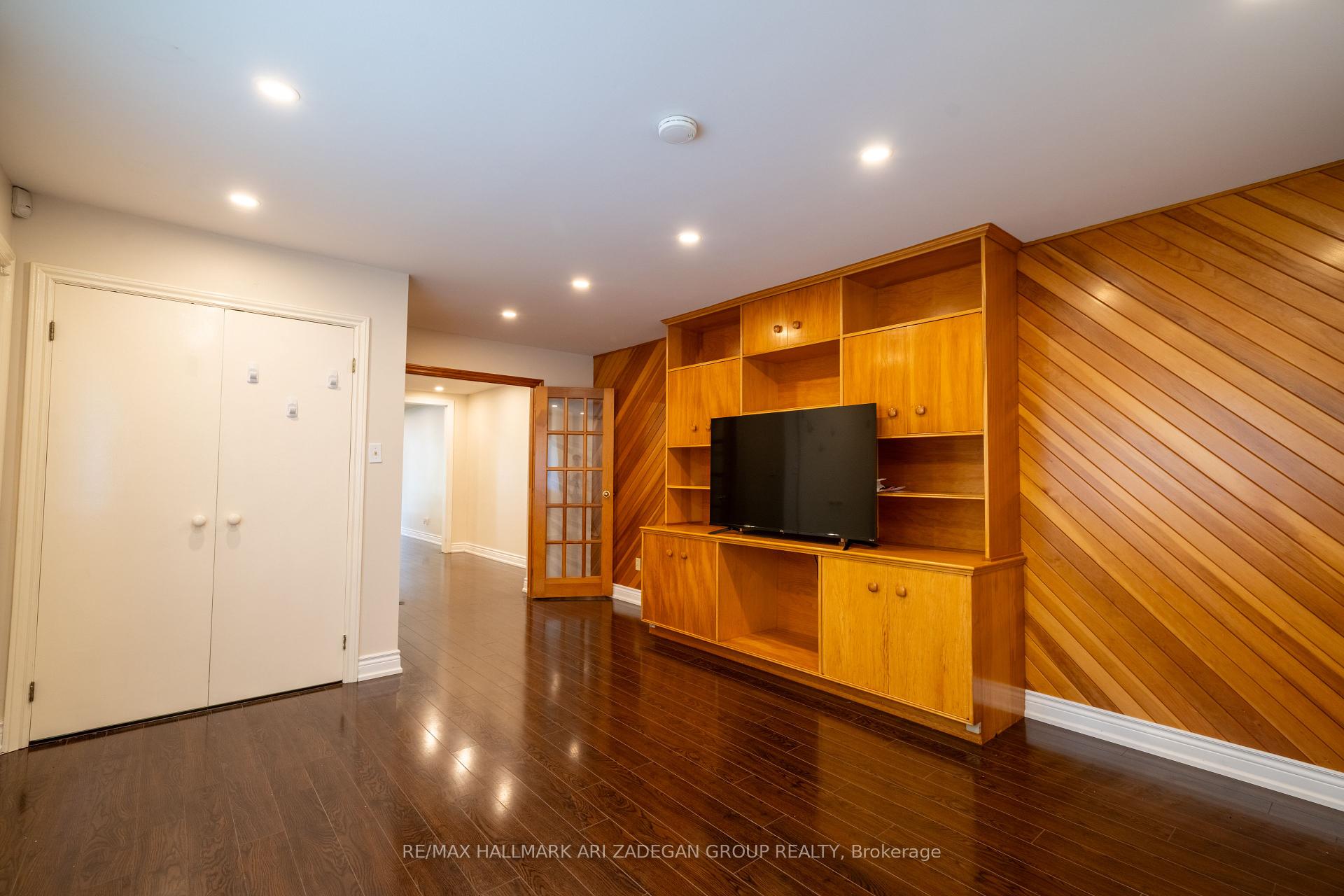 22 Silver Aspen Drive