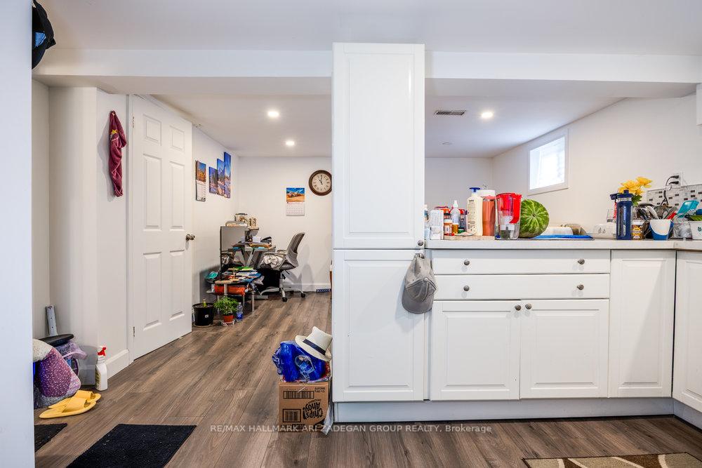 47 Newbury Drive