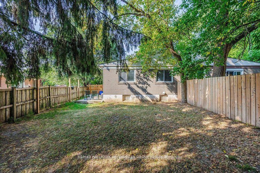 47 Newbury Drive Lower Fl