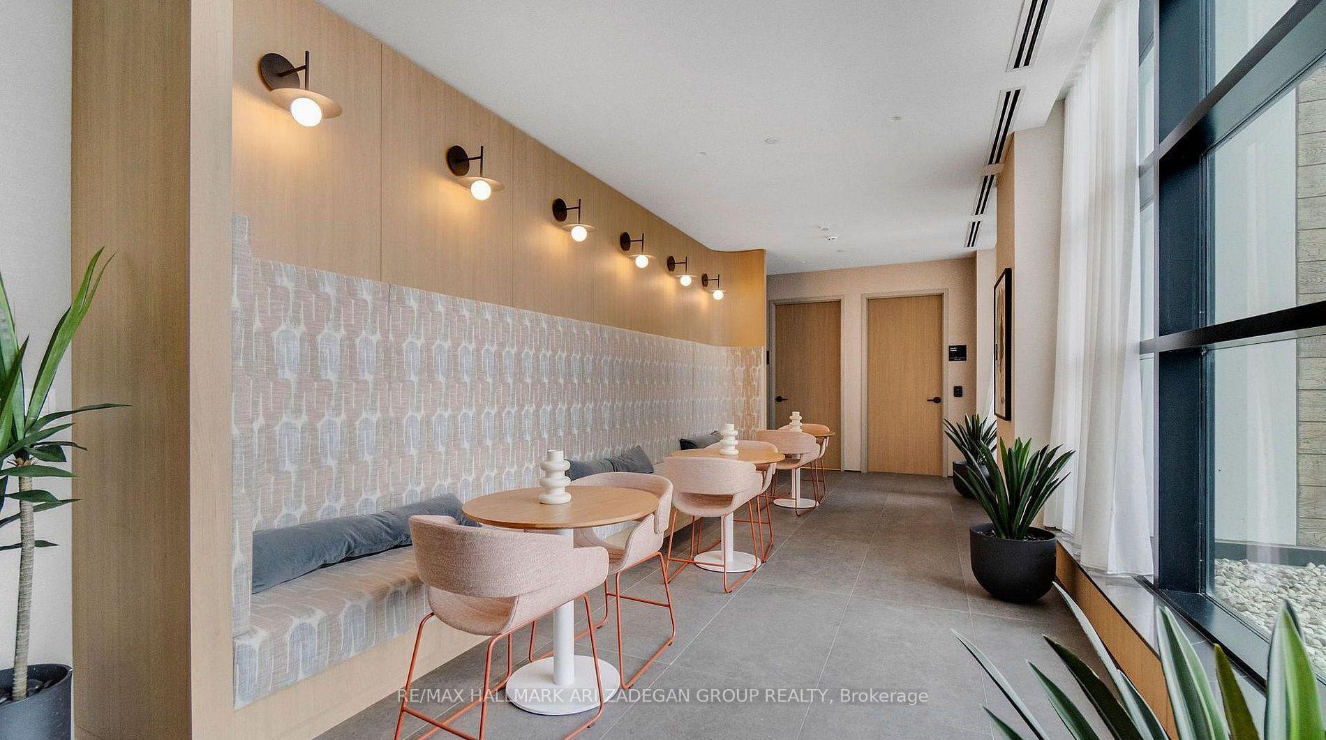 720 Whitlock Avenue 409