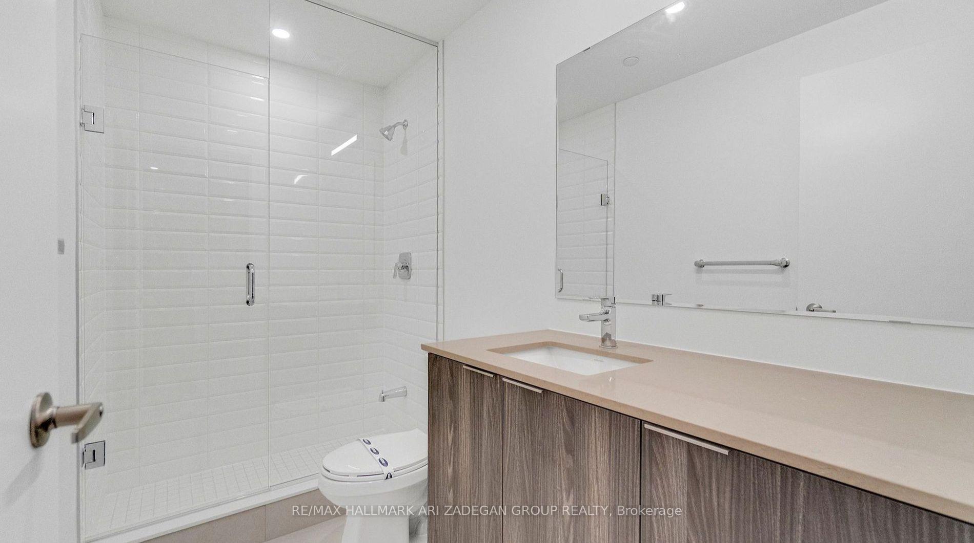 720 Whitlock Avenue 409