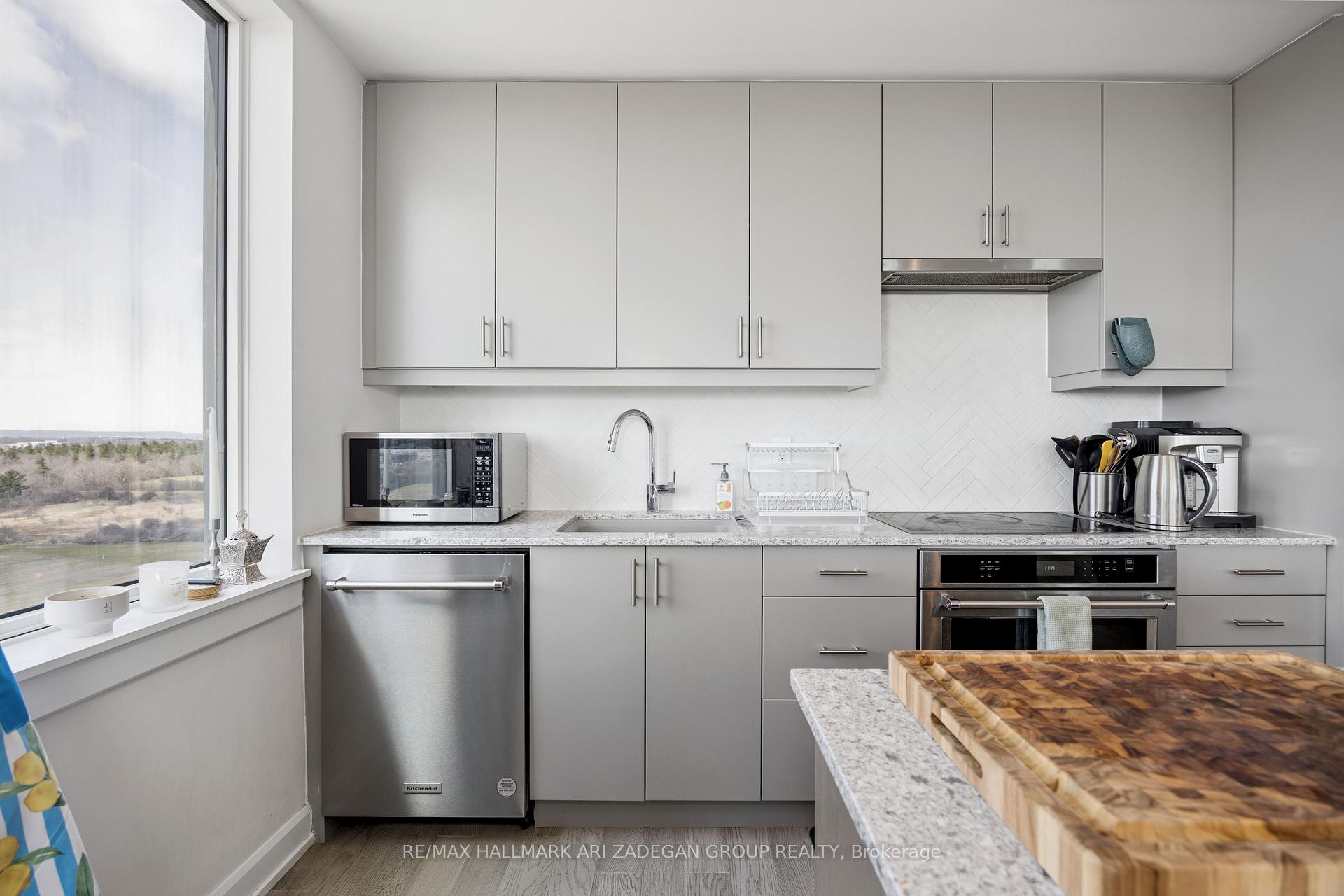 3200 William Coltson Avenue 1302