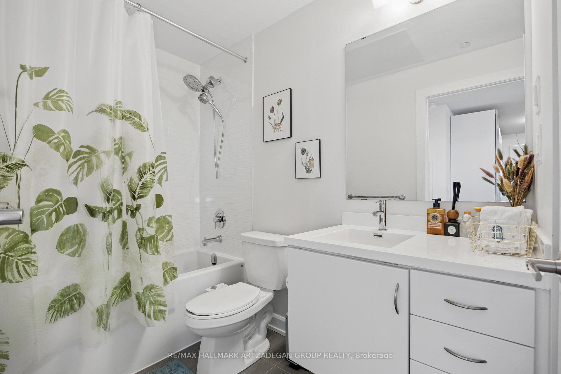 3200 William Coltson Avenue 1302