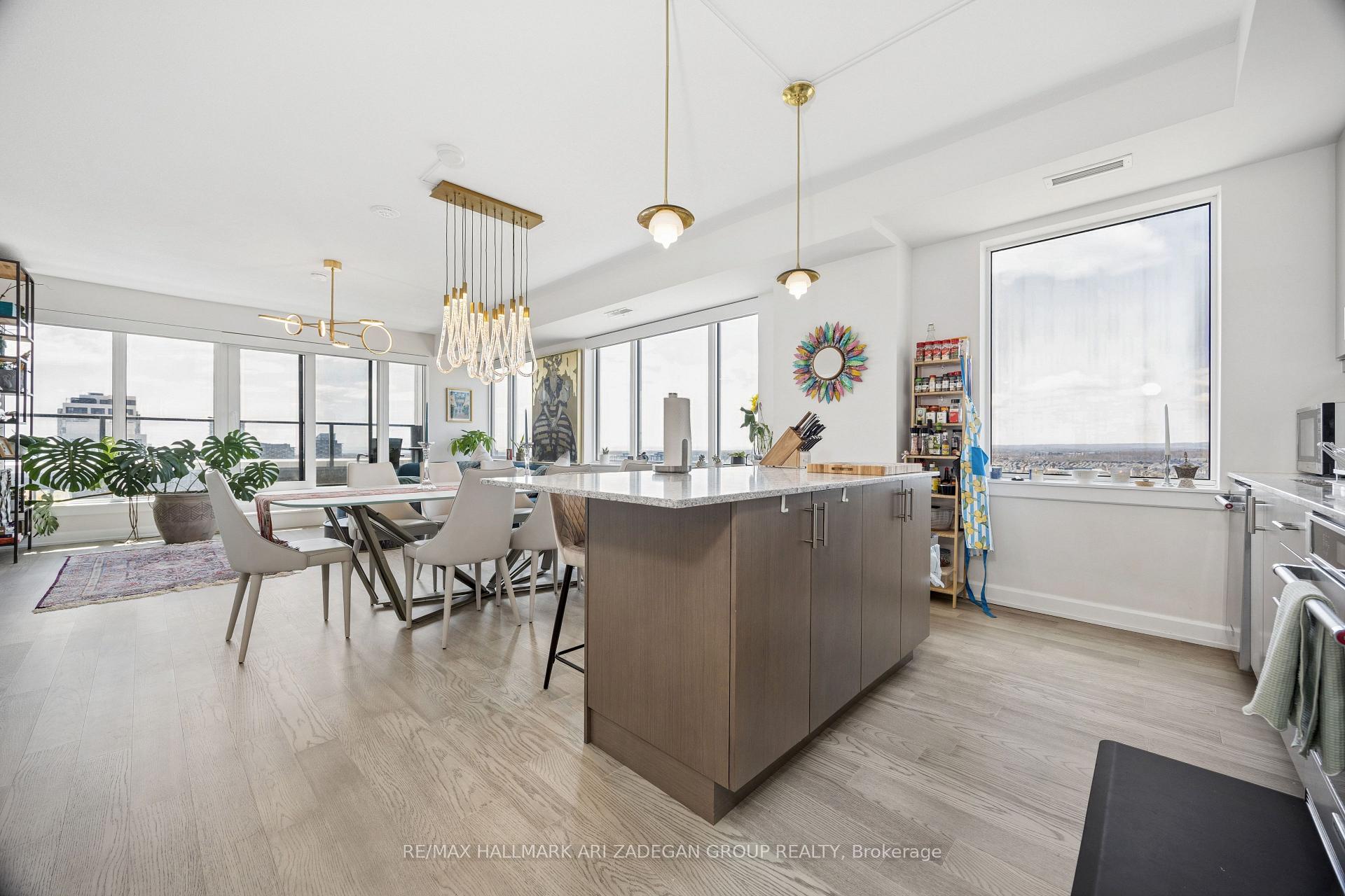 3200 William Coltson Avenue 1302