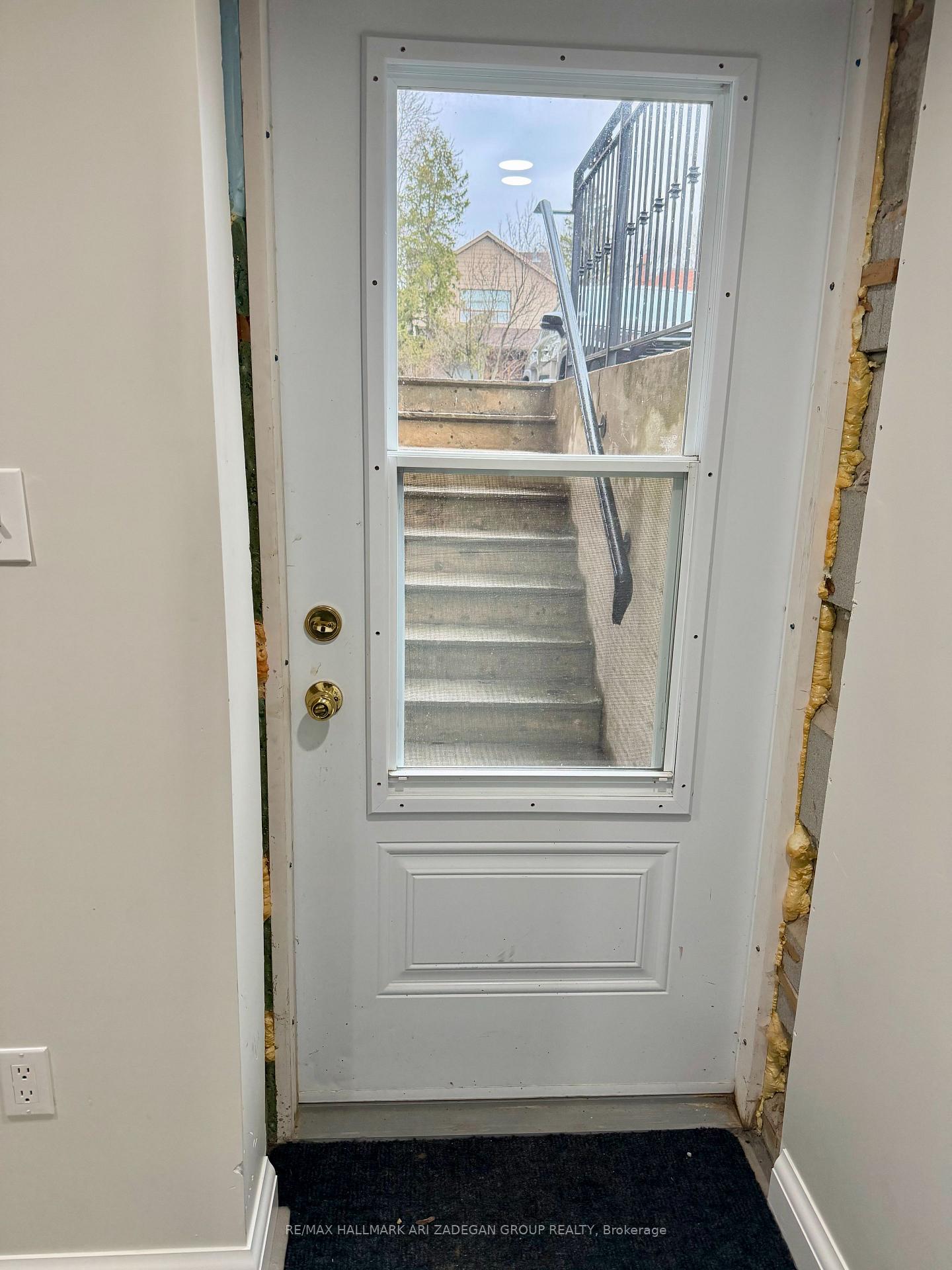 153 Queens Drive Lower