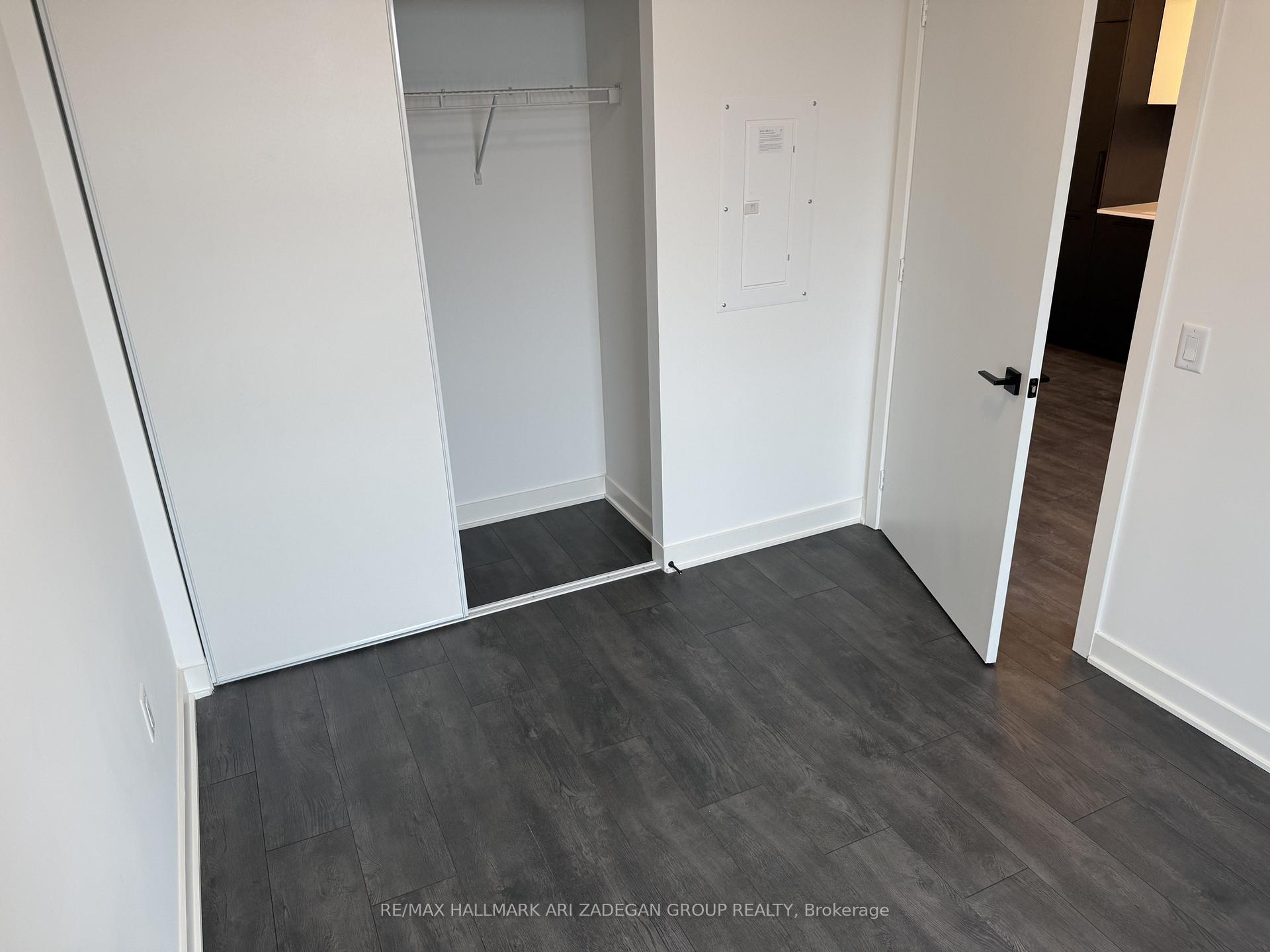 1185 Dupont Street 1304